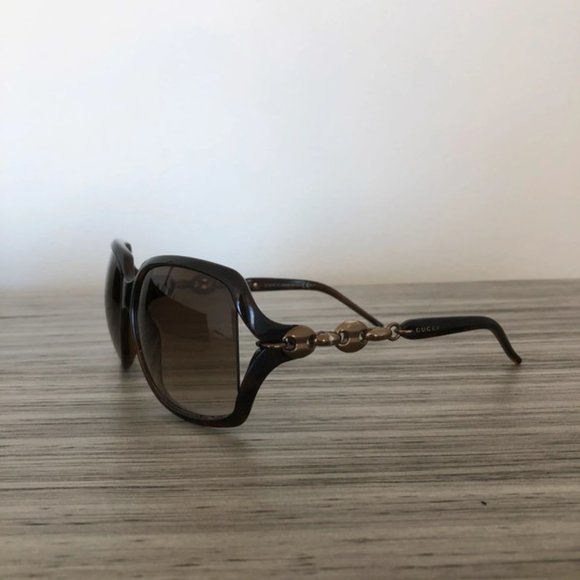 Gucci sunglasses main image 11